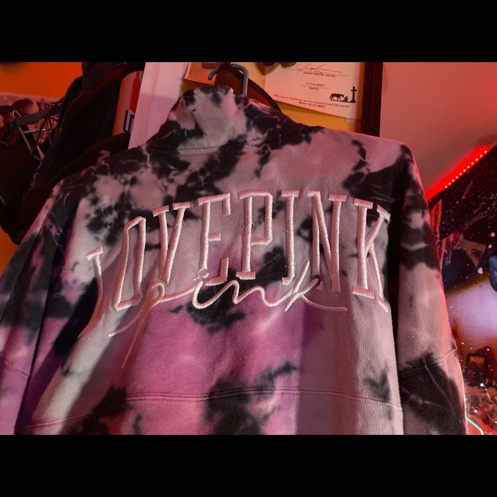 Pink zip up - Picture 3 of 3